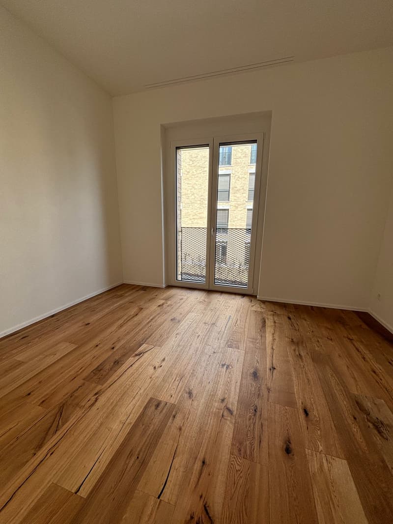 Moderne 4.5-Zimmer-Neubauwohnung mit Balkon in Berg TG (8)