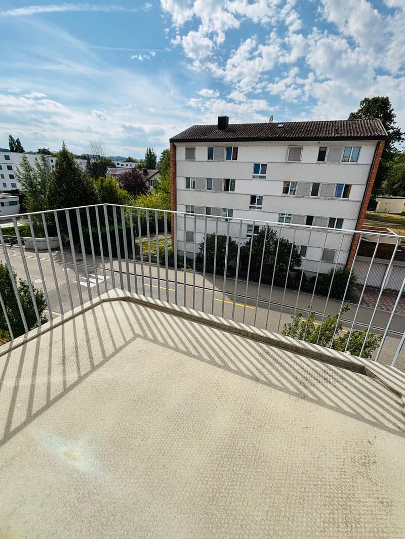 Helle 3.5-Zimmer-Wohnung mit Balkon in Arbon – ab sofort verfügbar! (6)