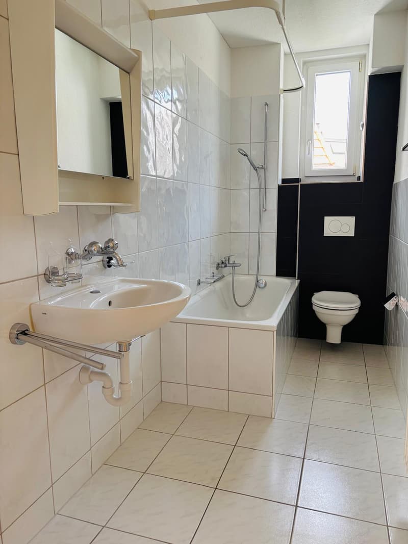 Helle 3.5-Zimmer-Wohnung mit Balkon in Arbon – ab sofort verfügbar! (5)