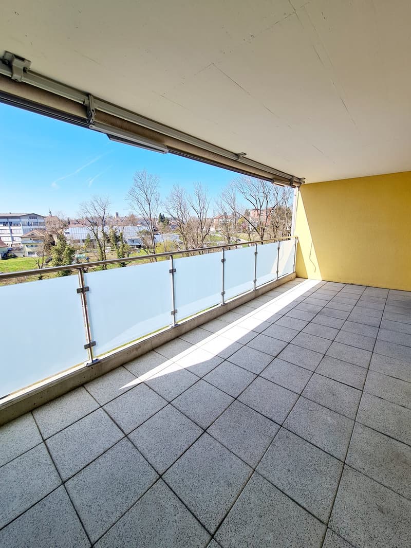 Sonnige 4.5 Zi.Wohnung mit grossem Balkon (11)