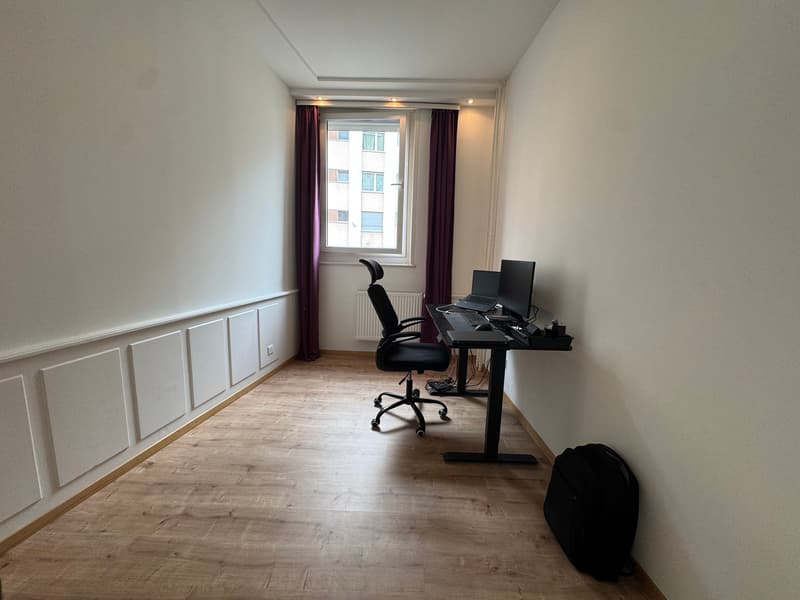 Charmante 3.5-Zimmer-Wohnung im Erdgeschoss in Neuhausen am Rheinfall (4)