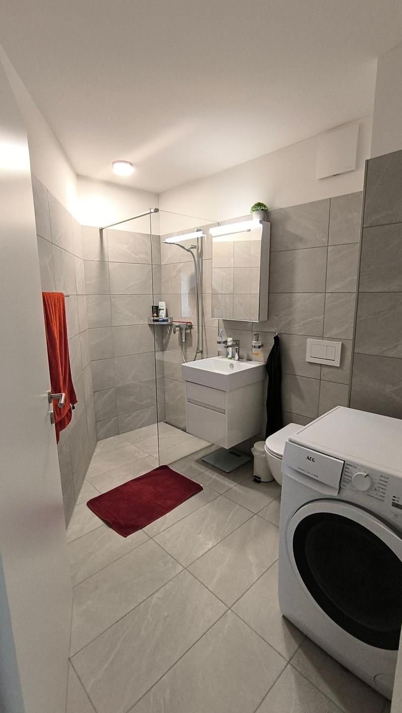 Gemütliche 2.5-Zimmer-Wohnung in Neuhausen am Rheinfall (5)