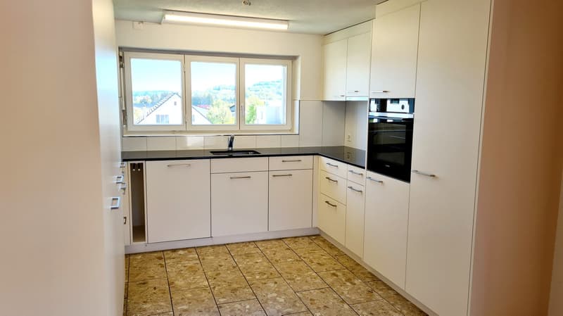 Attraktive 4.5-Zimmer-Wohnung in Bazenheid (4)