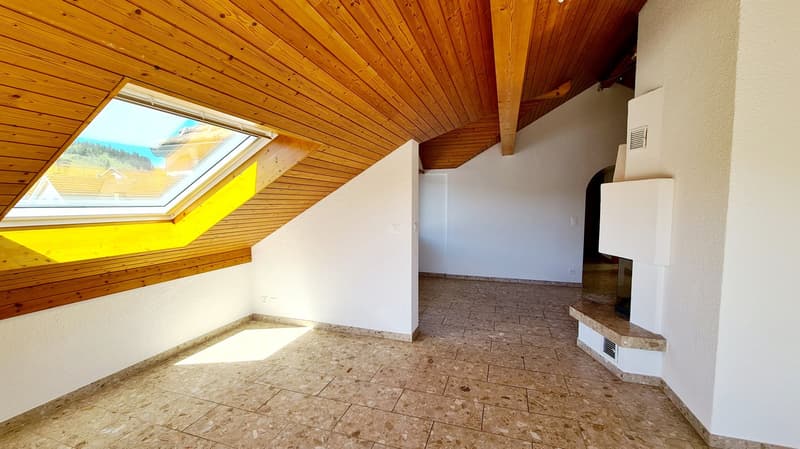 Attraktive 4.5-Zimmer-Wohnung in Bazenheid (2)