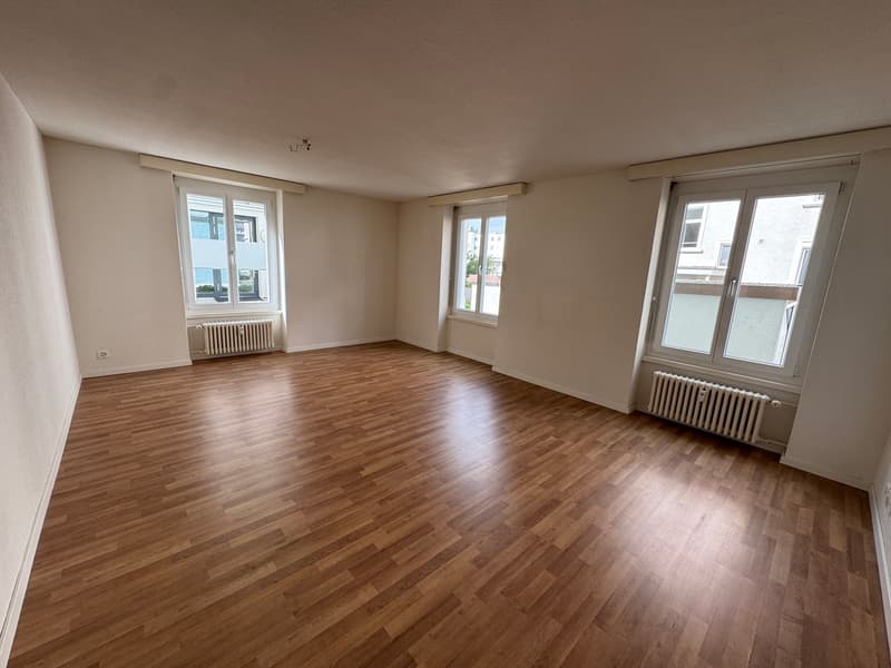 Geräumige 4.5-Zimmer-Wohnung im Erdgeschoss in Arbon (1)