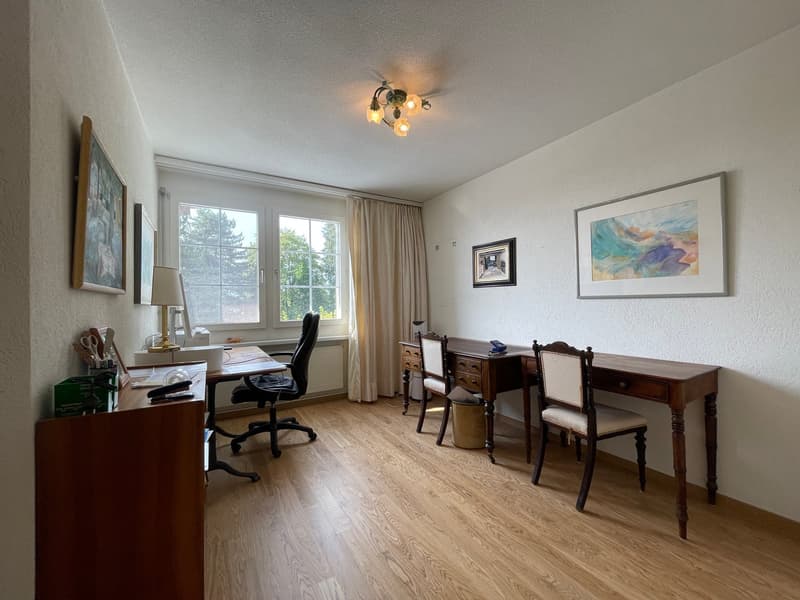 Charmante 4.5-Zimmer-Maisonette-Wohnung in Egg (ZH) (5)