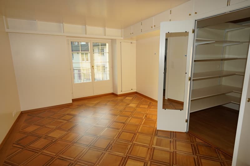Charmante 3-Zimmer-Wohnung mit Balkon in der Zürcher Altstadt (10)