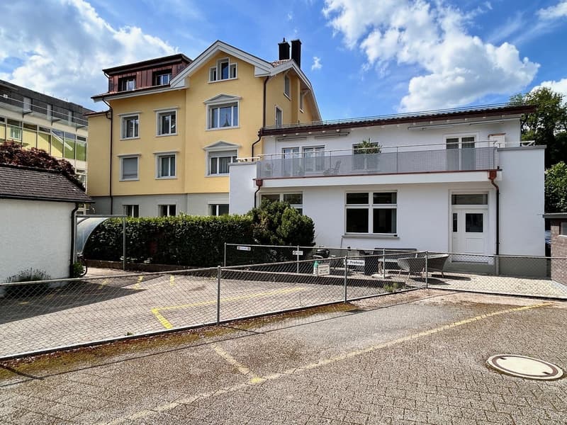Grosszügige Gewerbeliegenschaft an attraktiver Lage – vielseitig nutzbar (1)