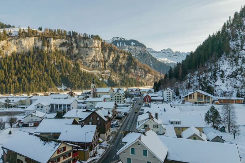 Attractive rental properties in the village center of Unteriberg! (2)