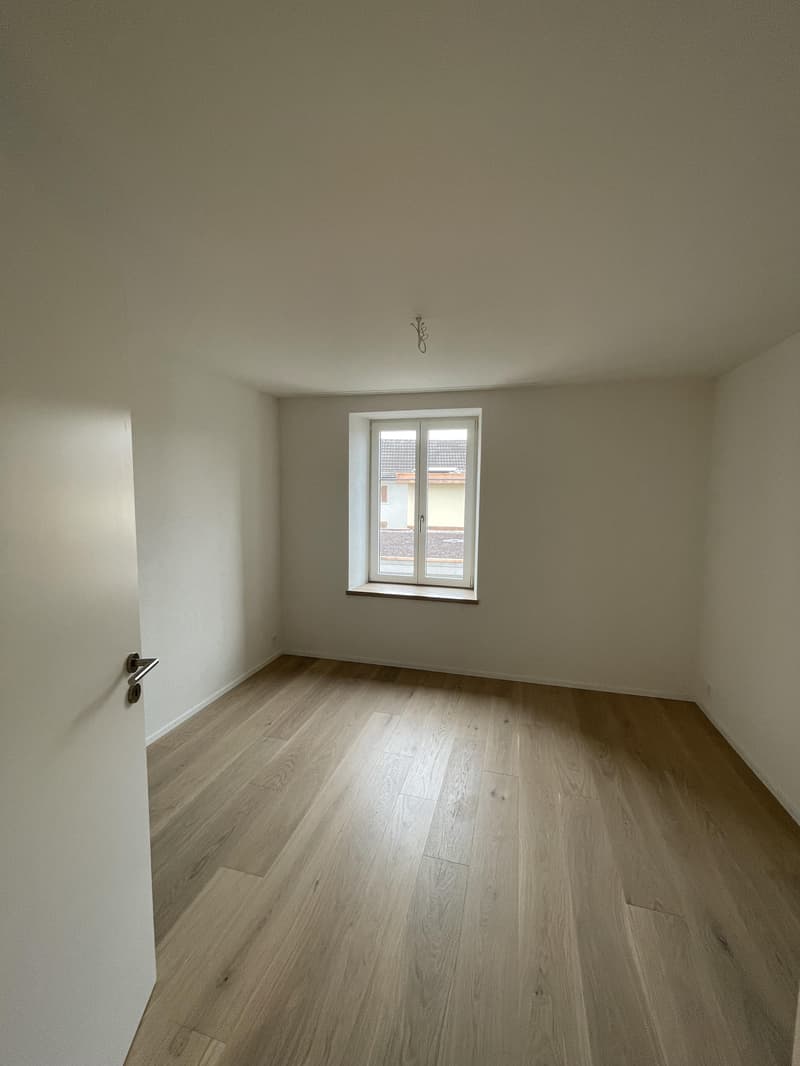 Appartement de rêve 3.5 pièces avec grande terrasse et vue directe sur le lac de Zurich ! (6)