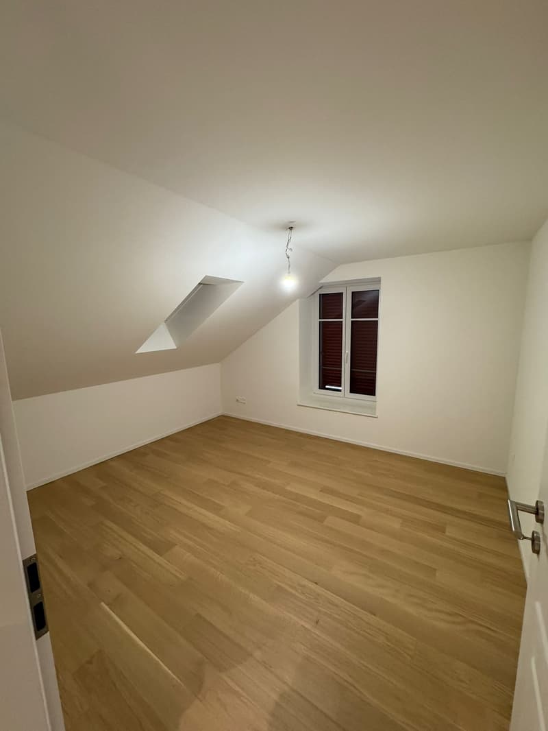 Charmante 3.5-Zimmer-Wohnung mit stilvollem Ausbau! (5)