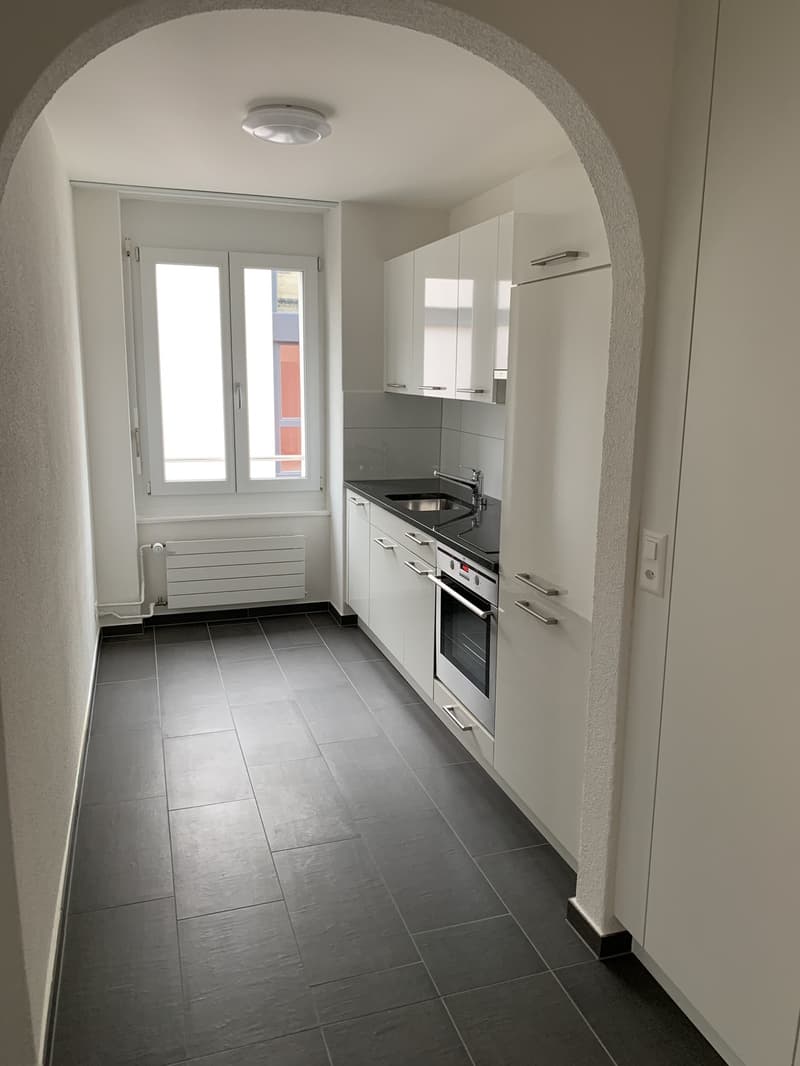 Charmante 2-Zimmer-Wohnung an zentraler Lage im Kreis 4 (2)