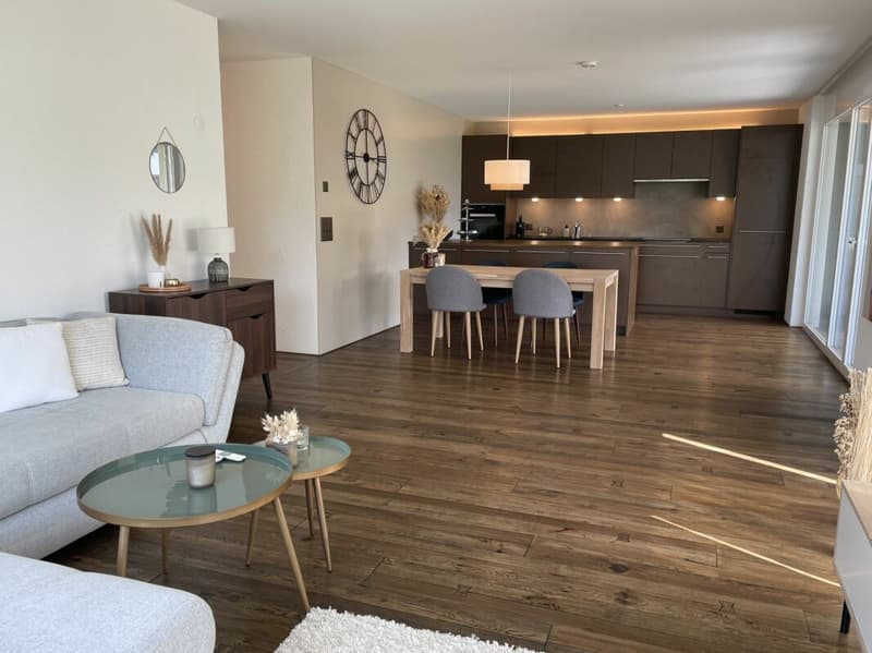 Gartenparadies in Benken - moderne 3.5-Zimmer-Wohnung mit 250 m² Privatgarten (9)