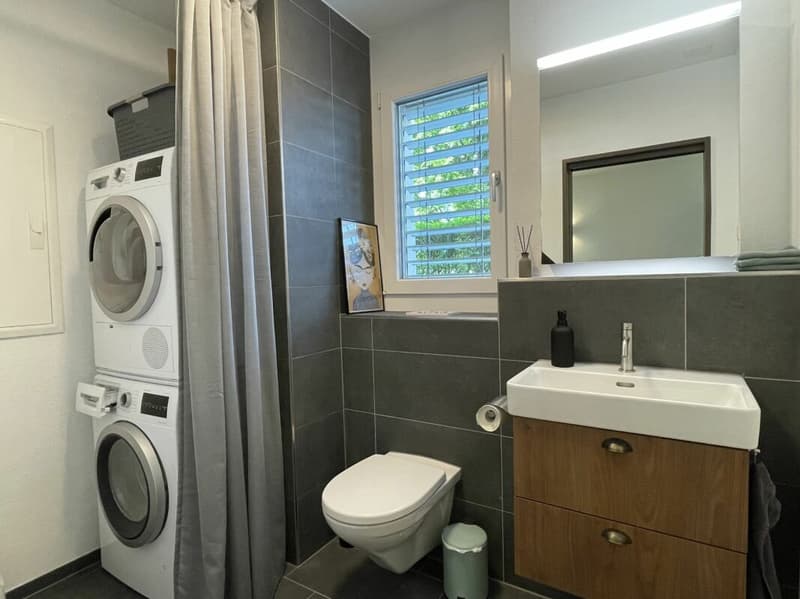 Gartenparadies in Benken - moderne 3.5-Zimmer-Wohnung mit 250 m² Privatgarten (14)