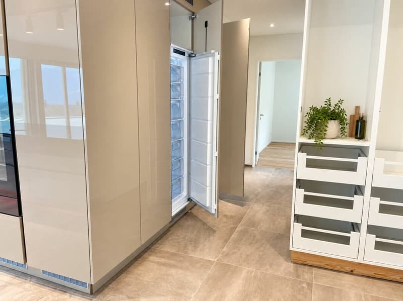 Luxuriöse 5,5-Zimmer-Attikawohnung  mit See- und Bergsicht (11)