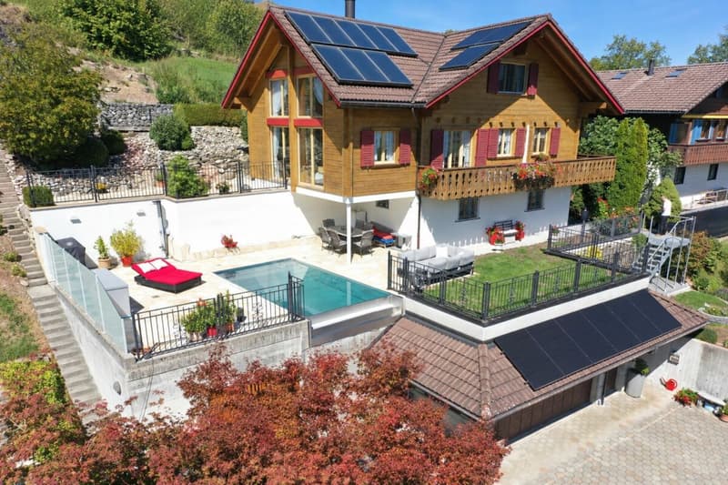 Grosszügiges Wohnen mit traumhafter Panoramasicht (1)