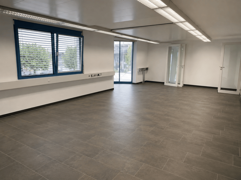48 m2 Büro-/Praxisraum (mit Du/WC) vielseitig nutzbar (2)