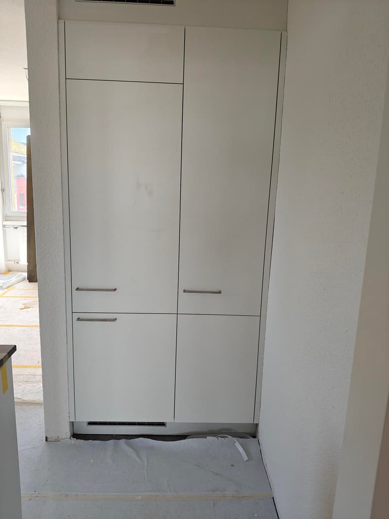 Frisch sanierte 3.5-Zimmer-Wohnung mit Balkon in Pfäffikon ZH (3)