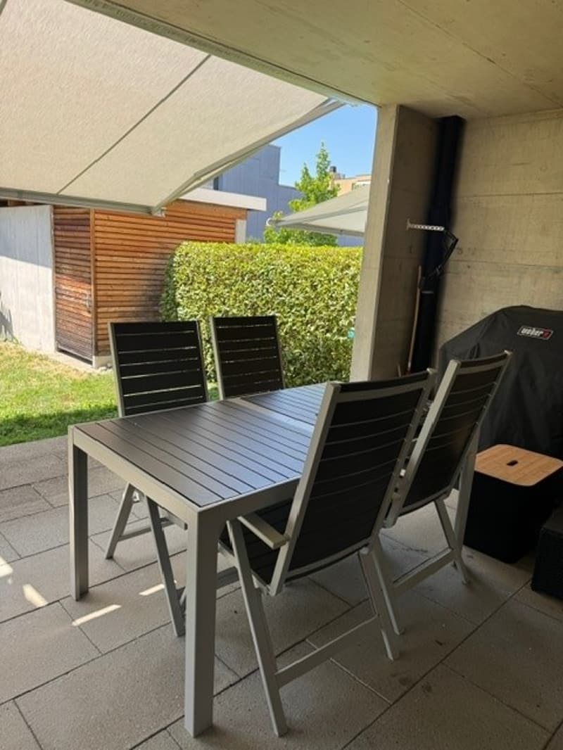 Helle 3.5-Zimmerwohnung mit grosszügigem Sitzplatz im Herzen von Fehraltorf (10)