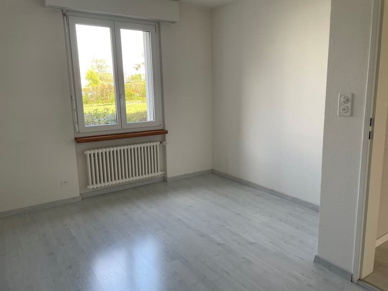 Helle Wohnung mit schönem Seeblick (6)