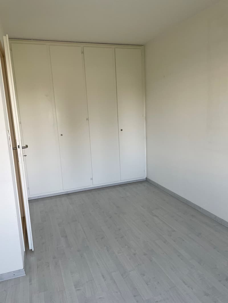 Helle Wohnung mit schönem Seeblick (7)