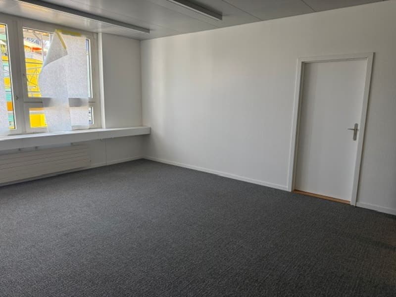 Renovierte Bürofläche für Ihr Bürokonzept (3 Räume) (9)