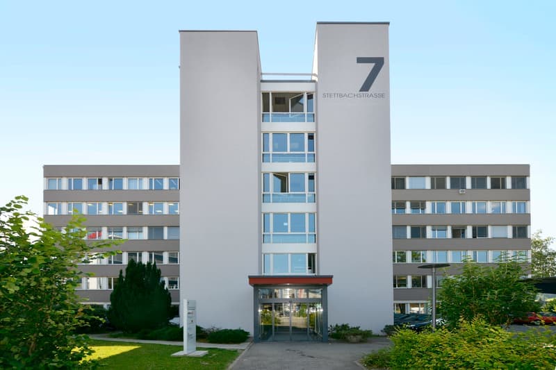 Einstellplätze mit E-Ladestation – nur für Elektrofahrzeuge (5)