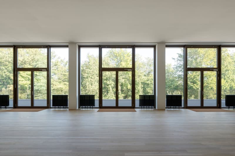 Hochwertig ausgebaute Gewerbeflächen (2)