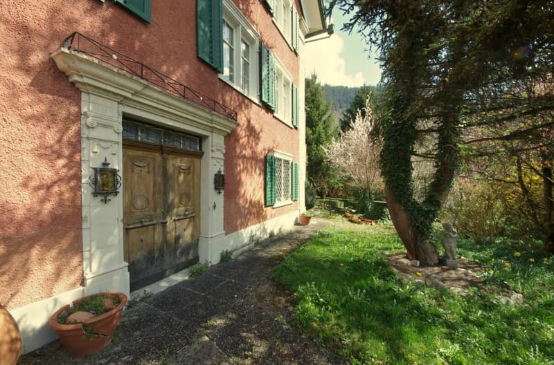 HERRSCHAFTLICH (20)