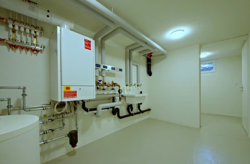 2.5-ZIMMER-HAUSTEIL (9)