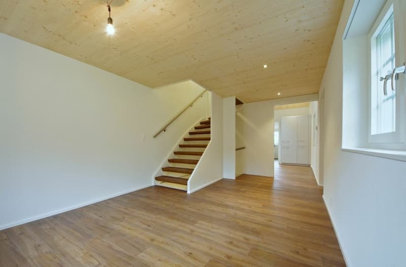 2.5-ZIMMER-HAUSTEIL (4)