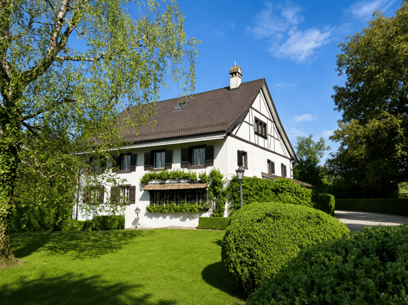 8.5-Zimmer-Landhaus mit Oekonomiegebäude: Eine Oase mit Charme, Seele und Geschichte! (2)