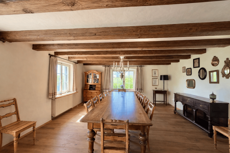 8.5-Zimmer-Landhaus mit Oekonomiegebäude: Eine Oase mit Charme, Seele und Geschichte! (4)