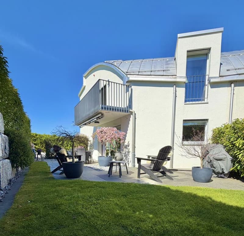 6.5-Zimmer-Doppeleinfamilienhaus: Wo wertvolle Lebensqualität ein sicheres Zuhause erhält! (2)