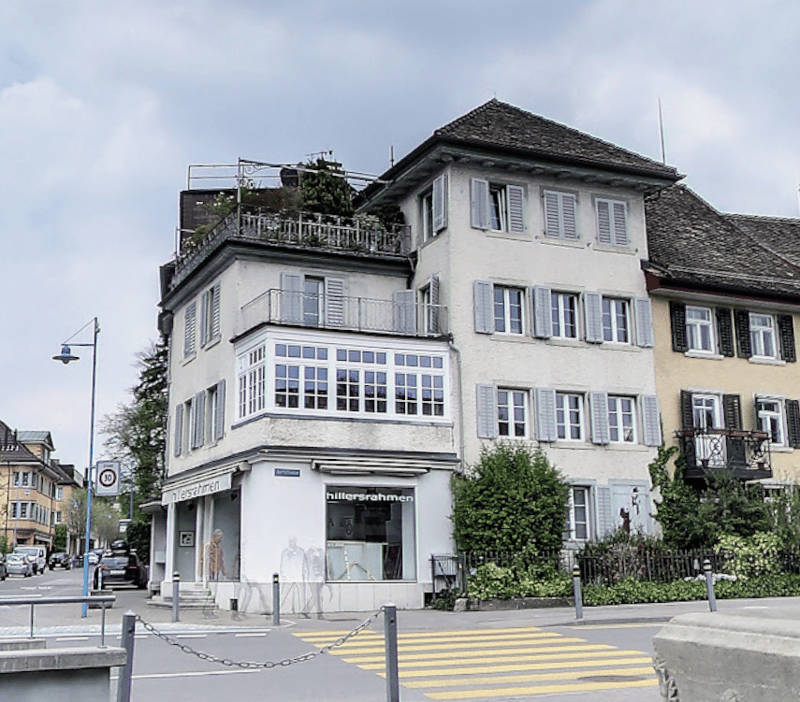 Attraktiver Gewerberaum an der Bahnhofstrasse 2 in Erlenbach (1)