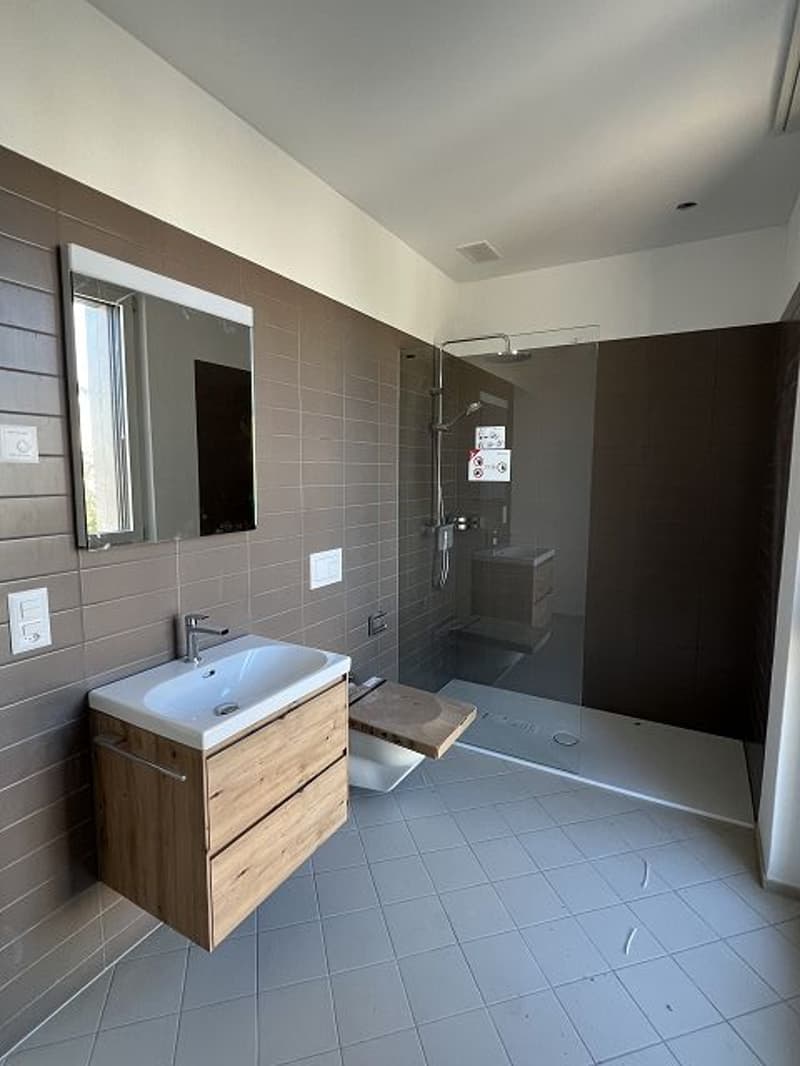 Badezimmer b. Schlafzimmer