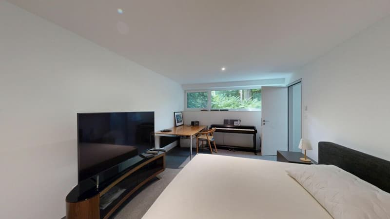 Schlaf- / Arbeitszimmer im UG