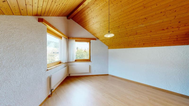 Charmante 5.5 Zimmer-Dachwohnung (12)