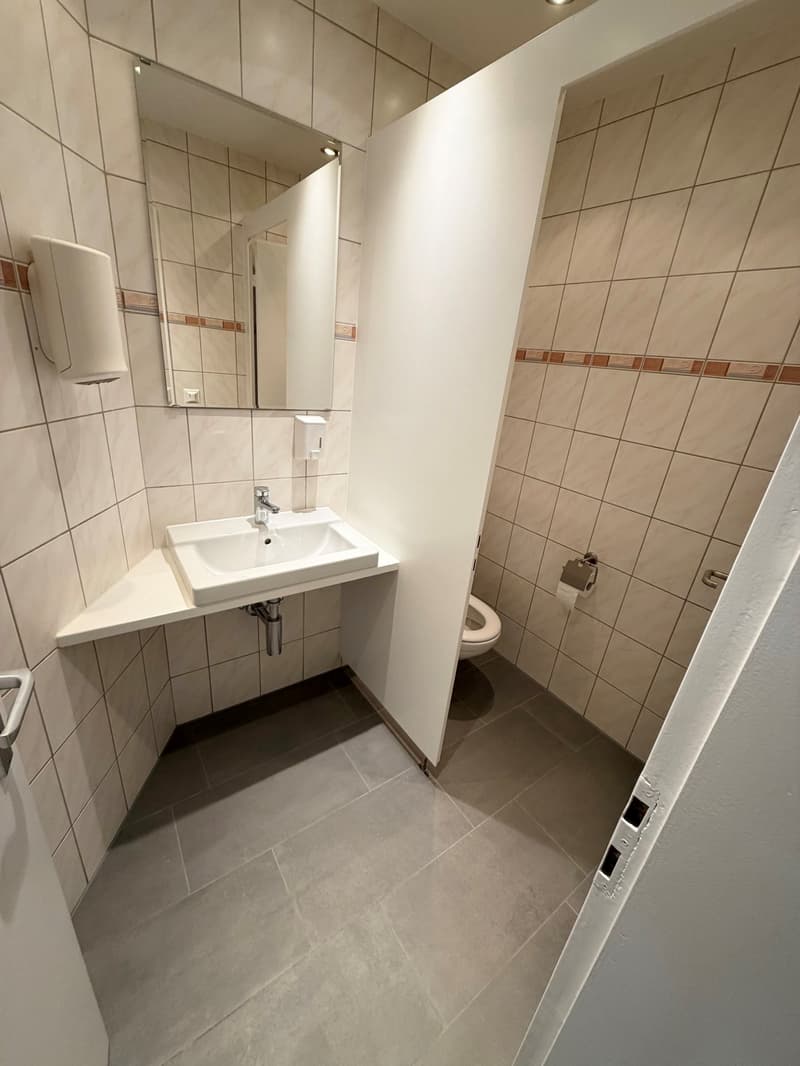 Schöner Gewerberaum im Zentrum von Neuhausen (6)