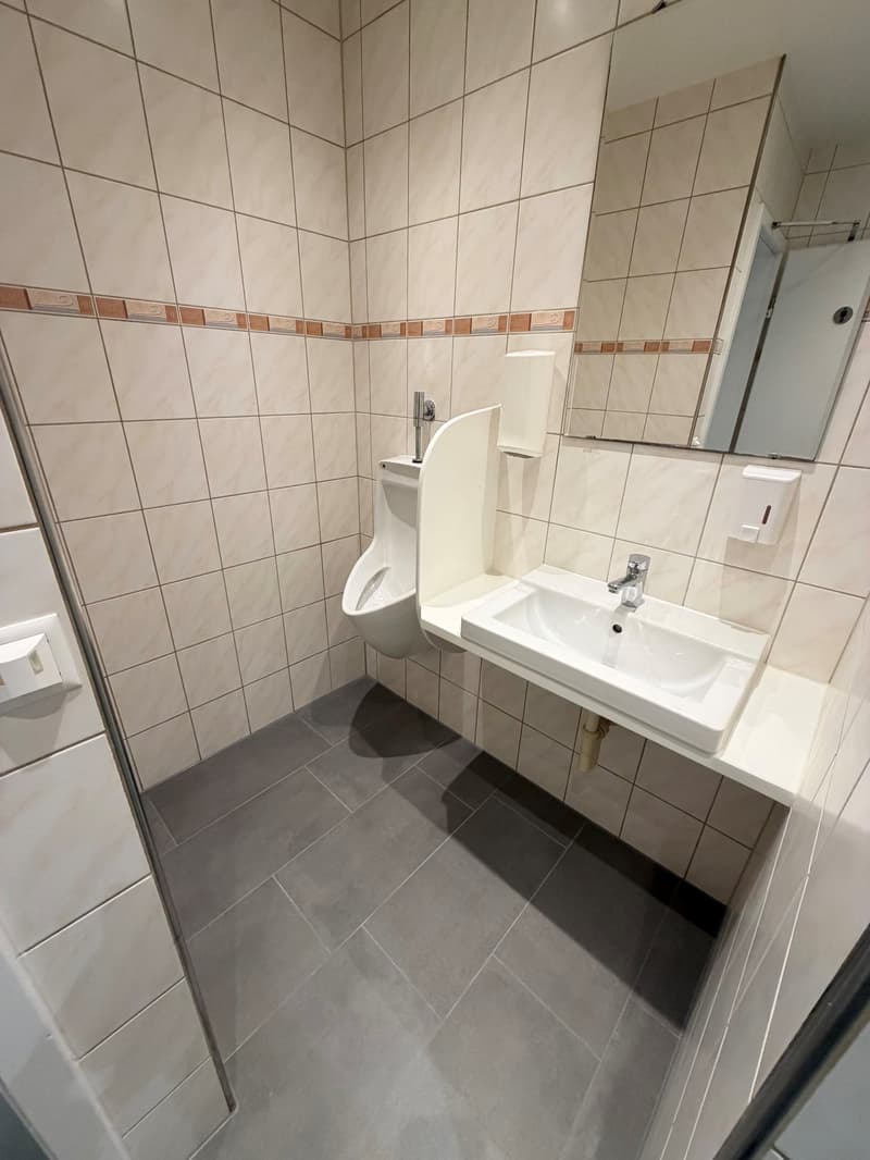 Schöner Gewerberaum im Zentrum von Neuhausen (8)
