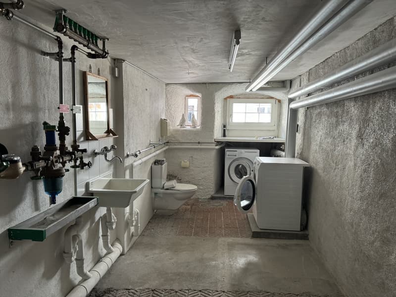 7.5-Zimmer-Stadthaus, mit historischen Details und vielen Nutzungsmöglichkeiten (15)
