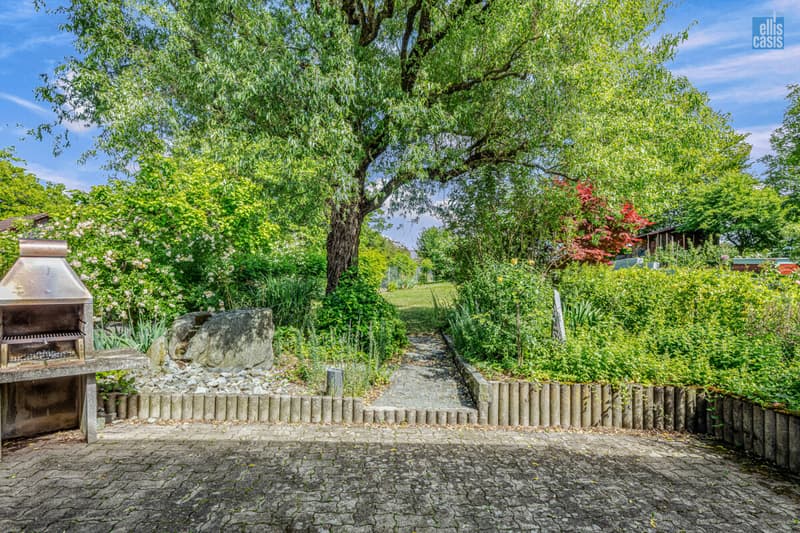 EFH_Berglistrasse_8_Riedikon_Sitzplatz_Ost