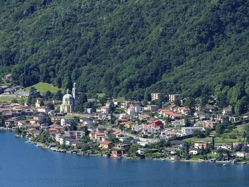 Vista panoramica di Riva San Vitale