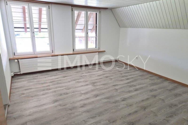 Schlafzimmer mit wohnlicher Atmosphäre