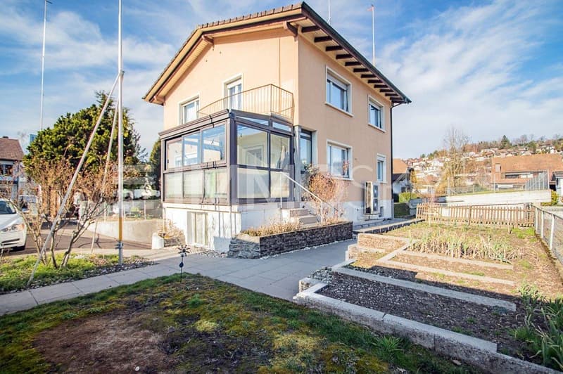 Schmuckes Zuhause mit viel Umschwung