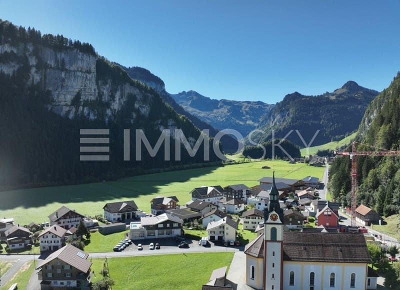Beeindruckender Bergblick direkt aus Ihrem Wohnraum