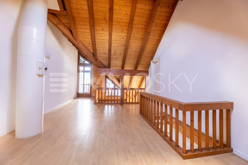 Galeriezimmer mit viel Platz