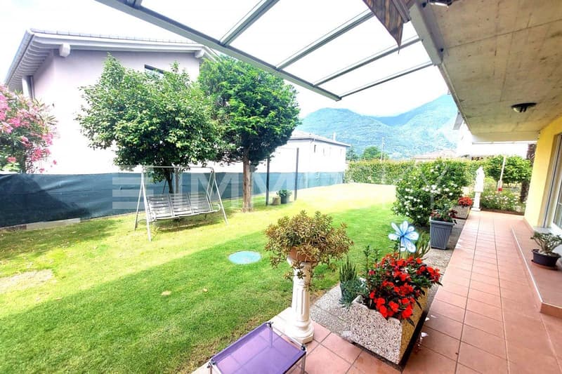 Soleggiato giardino