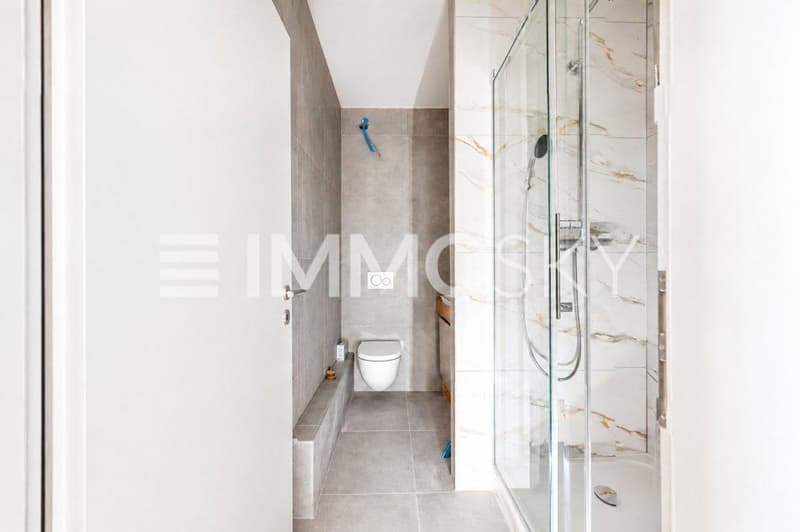 Jolie salle d eau avec douche à l italienne