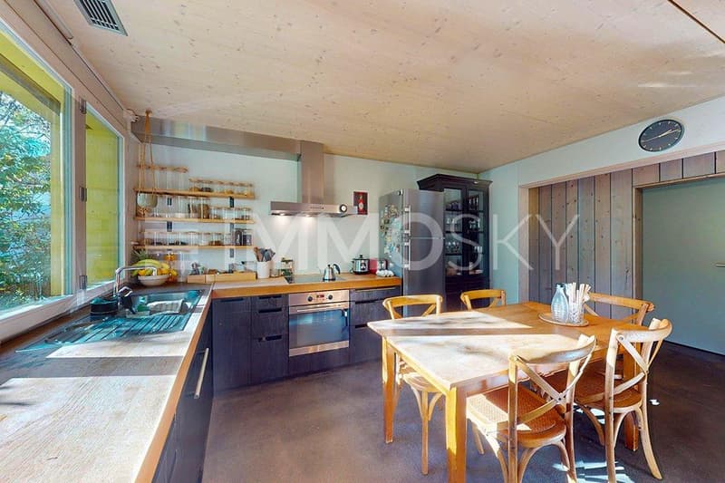Belle cuisine et espace dînatoire convivial villa